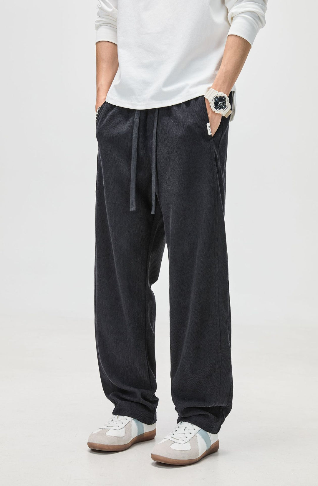 Herren Cordhose mit Kordelzug und geradem Bein Nord Taschen