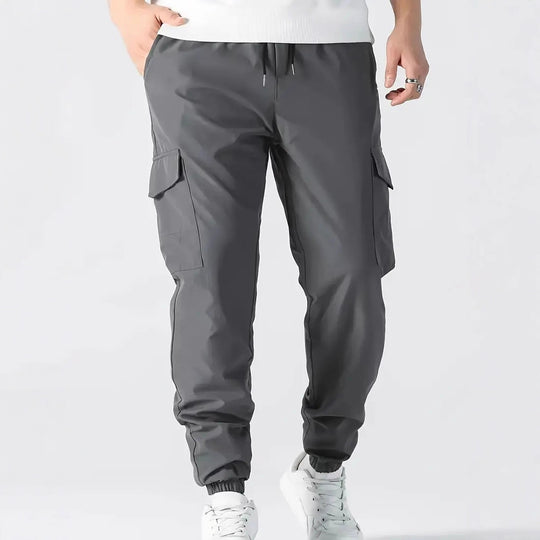 Herren Leichte Tech-Cargohose im Joggerstil mit Tunnelzug, elastischem Beinabschluss & Multifachtaschen Nord Taschen