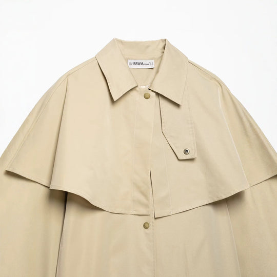 Damen Leichter Trenchcoat mit Schultercape und Druckknopf-Verschluss Nord Taschen