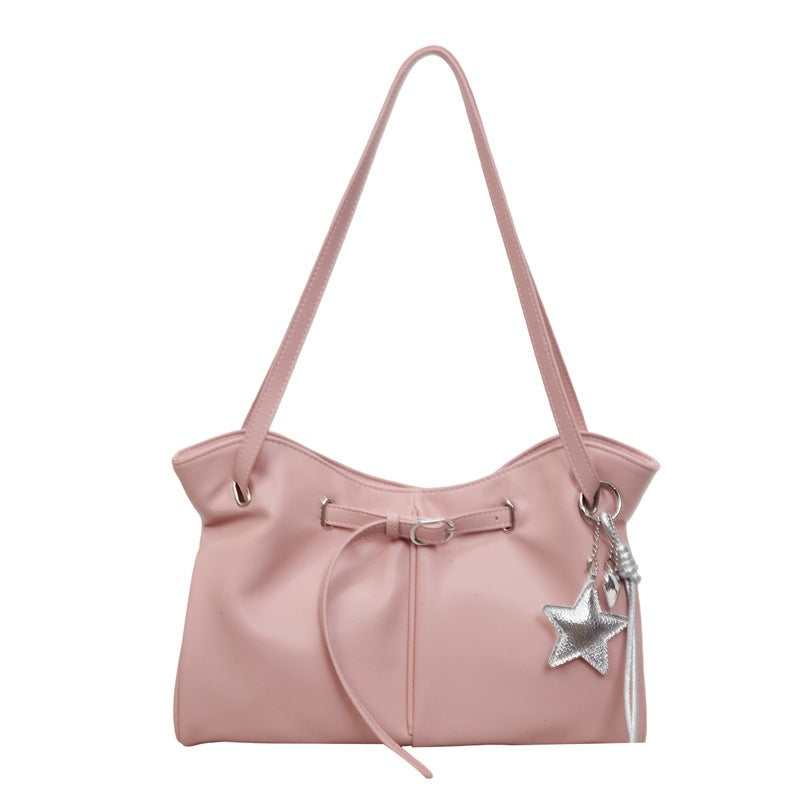 Damen modische Shopper Tasche mit elegantem Kordelzug und dekorativem Anhänger Nord Taschen