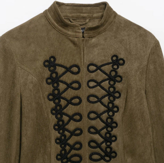 Damen Kurz geschnittene Wildlederjacke im Military‑Look mit Stehkragen und dekorativer Kordelfrosch‑Applikation Nord Taschen