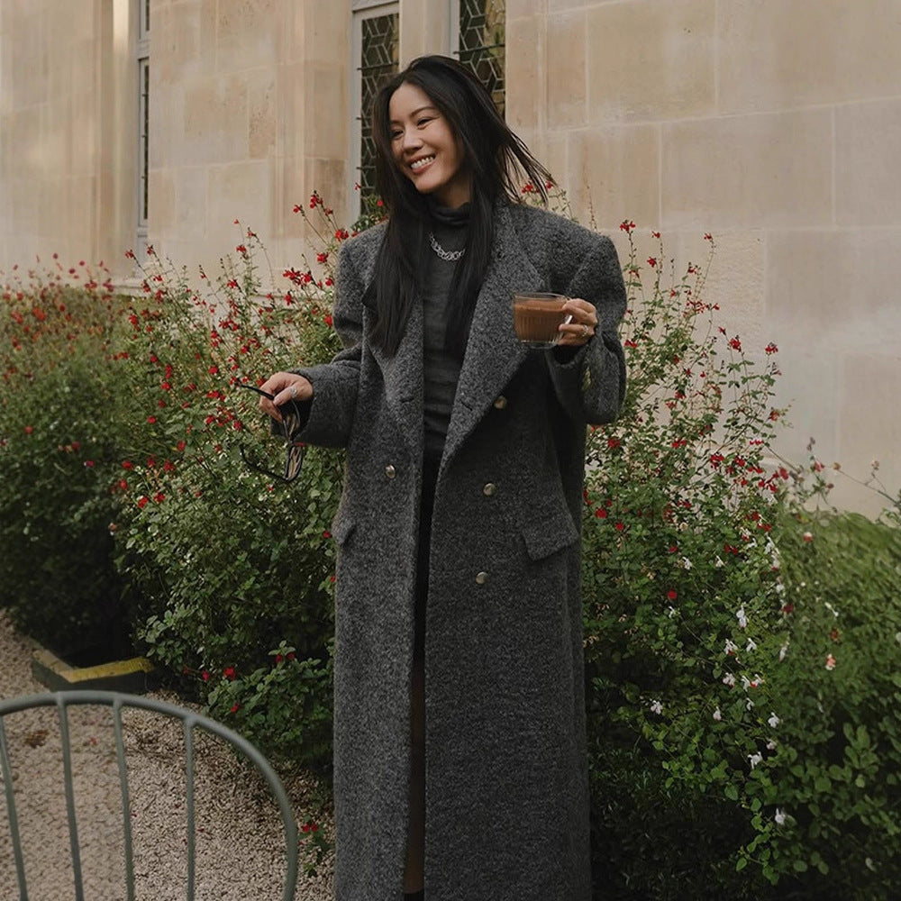 Damen Maxilanger Oversize-Wollmix-Mantel doppelreihig mit kastiger Silhouette und aufgesetzten Pattentaschen Nord Taschen