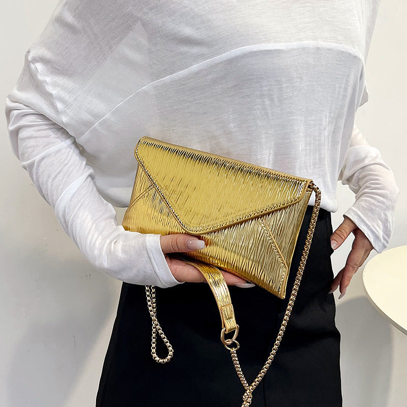 Damen elegante Clutch mit strukturiertem Design Nord Taschen