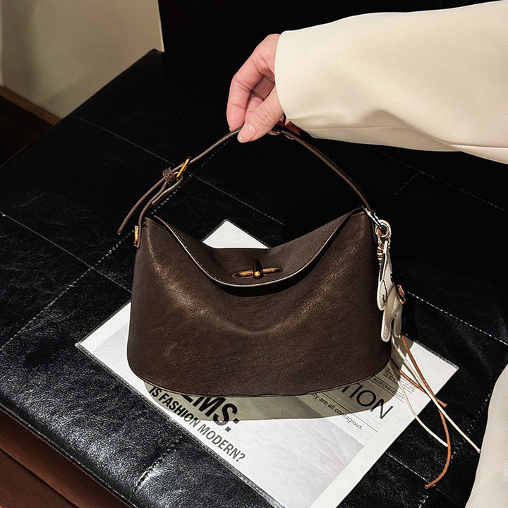 Damen Hobo-Tasche mit besonderem Schlüsselanhänger Nord Taschen