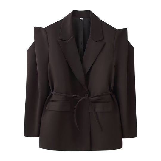 Damen Taillierter Blazer mit zarter Bindeband-Taille, betonter Schulterpartie und Pattentaschen Nord Taschen