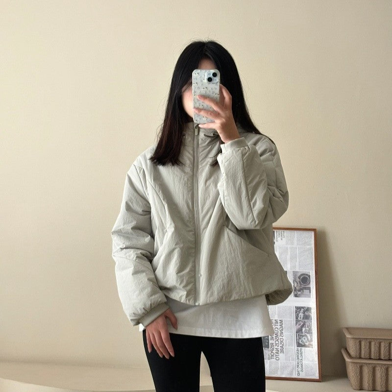 Damen Kurz geschnittene leichte Thermo-Kapuzenjacke mit Oversize-Silhouette Nord Taschen