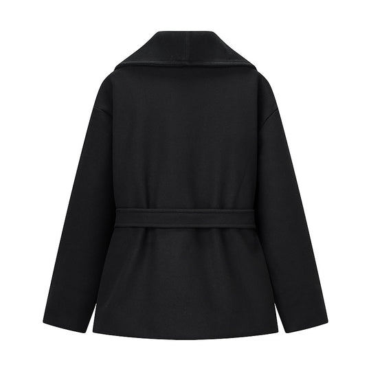 Damen Kurzer Wollmix-Mantel mit weitem Schalkragen und Taillengürtel Nord Taschen