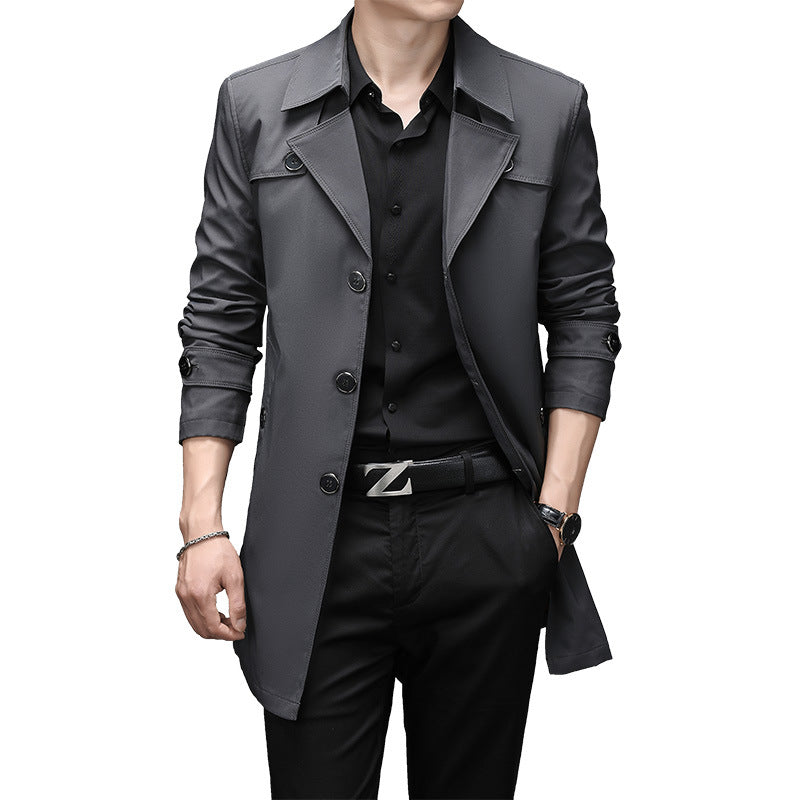 Herren Schmal geschnittener Trenchcoat mit Reverskragen und dezenter Knopfleiste Nord Taschen