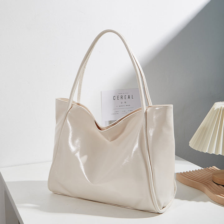 Damen Hobo-Tasche mit elegantem Faltendesign und weich geschmeidiger Oberfläche Nord Taschen