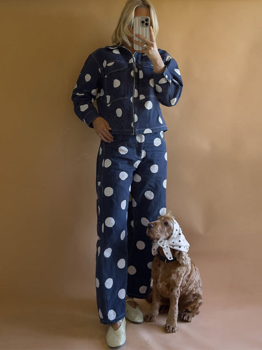 Damen weite Cargo-Hose mit hoher Taille, Punkteprint und sichtbaren Kontrastnähten Nord Taschen