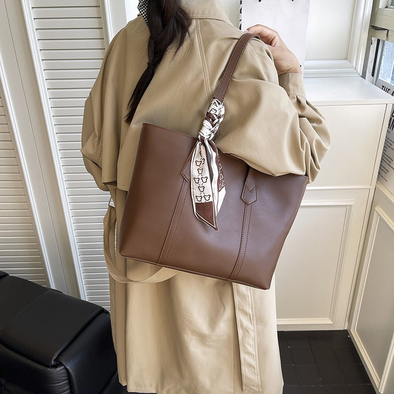 Damen elegante Shopper-Tasche mit modischem Halstuch Nord Taschen