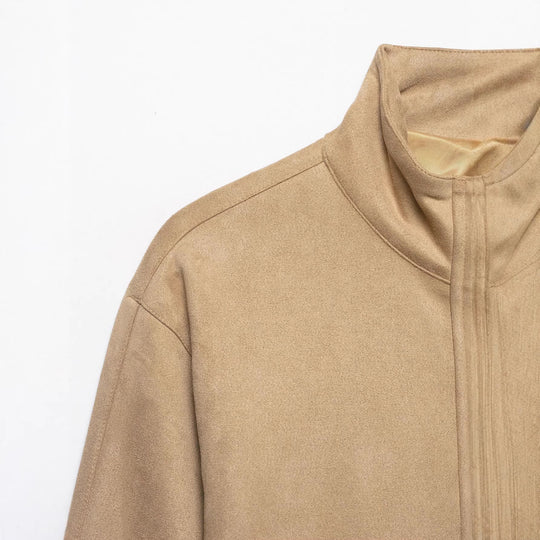 Damen Kurze Boxy-Jacke in Veloursoptik mit Stehkragen und Druckknopfleiste Nord Taschen