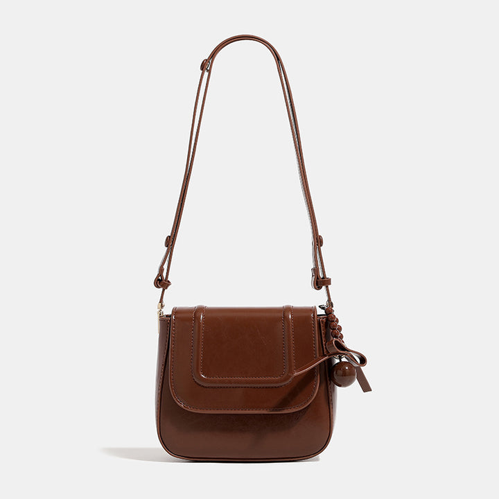 Damen Umhängetasche mit elegantem Klappverschluss und modischen Akzenten Nord Taschen