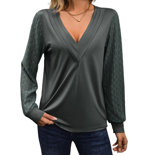 Damen V-Ausschnitt-Longsleeve mit satinähnischem Jersey und halbtransparenten Spitzenärmeln Nord Taschen