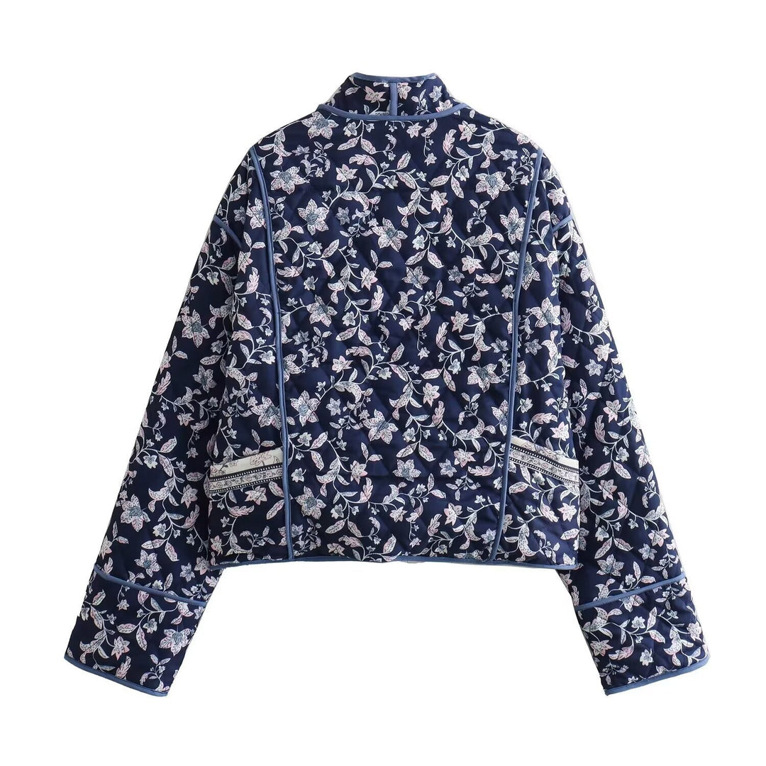 Damen gesteppte Kimono-Jacke mit floralem Allover‑Muster und kontrastierender Paspelierung Nord Taschen