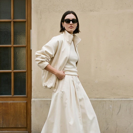 Damen Oversize Cropped-Blouson mit Tunnelzug und fließendem Maxi‑Rock mit Beinschlitz Nord Taschen