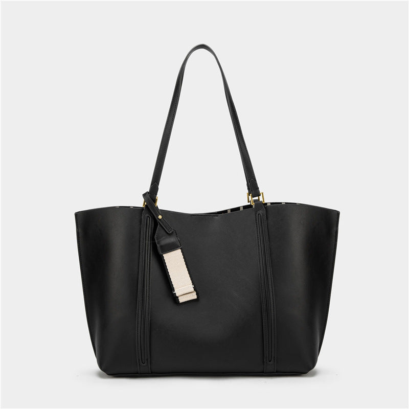Damen Tragetasche mit eleganter Silhouette und geräumigem Innenraum Nord Taschen