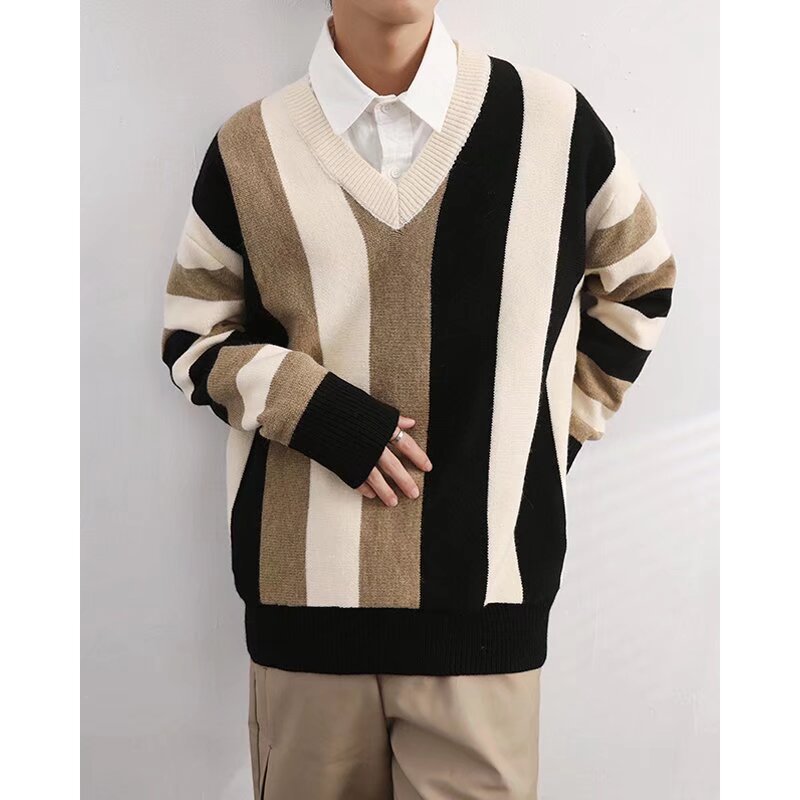 Herren Modischer Grobstrickpullover mit V-Ausschnitt Nord Taschen