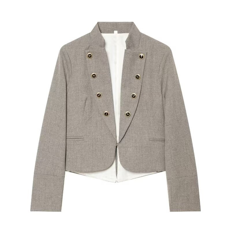 Damen Kurzblazer im Military‑Stil mit Stehkragen, doppelreihiger Zierknopfleiste und taillierter Silhouette Nord Taschen