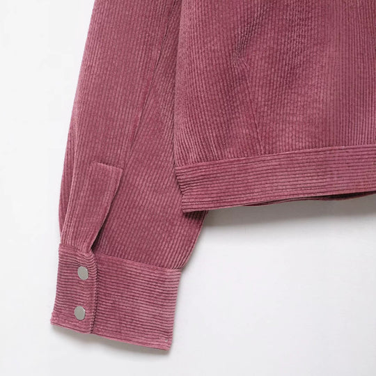 Damen Kurze Cord-Collegejacke mit Kunstlederkragen und aufgesetzten Pattentaschen Nord Taschen