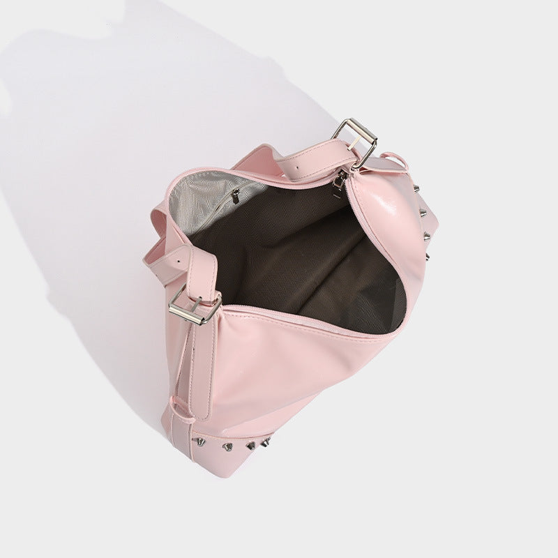 Damen elegante Schultertasche mit modischen Nietenakzenten Nord Taschen