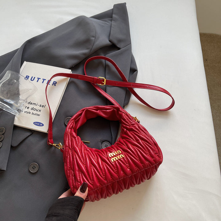 Damen Schultertasche mit elegantem Raffung-Design | Nord Taschen