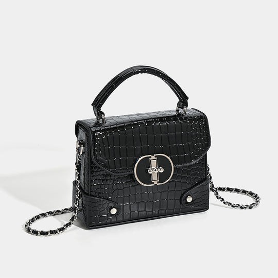 Damen Umhängetasche mit edlem Kroko-Look und luxuriösem Kettenverschluss Nord Taschen