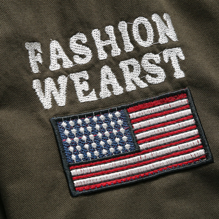 Herren  militärisch inspirierte Bomberjacke mit gestickten Patches, Ärmeltasche, Schulterpatten und robustem Baumwoll-Twill Nord Taschen