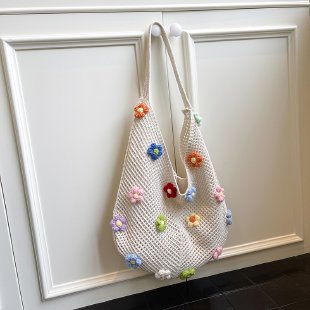Damen modische Netz-Beuteltasche mit bunten Blumen-Applikationen Nord Taschen