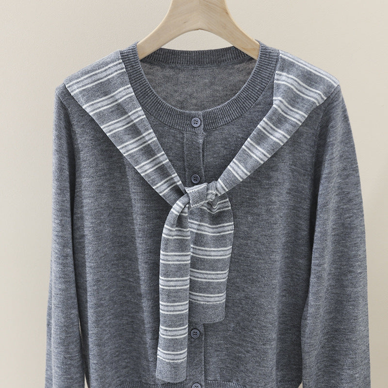 Damen Feiner Button-Cardigan mit maritimem Schultertuch-Detail aus leichtem Feinstrick Nord Taschen