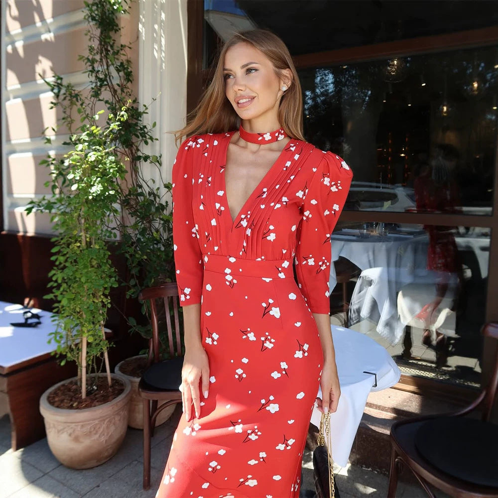 Damen Vintage-inspiriertes Maxikleid mit Puffärmeln, taillierter Silhouette und plissiertem Dekolleté Nord Taschen