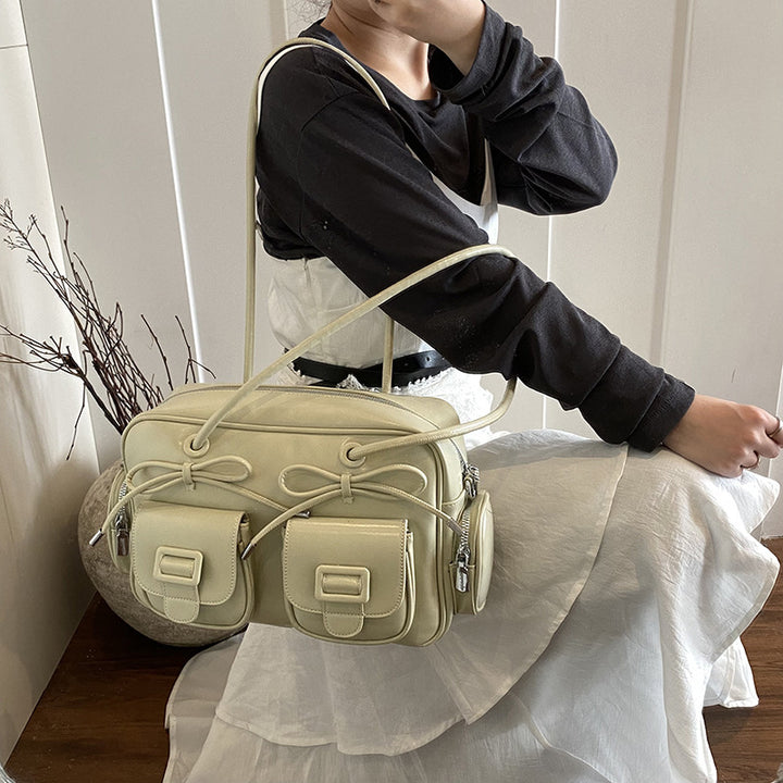 Damen elegante Umhängetasche aus hochwertigem Kunstleder mit praktischen Fronttaschen Nord Taschen