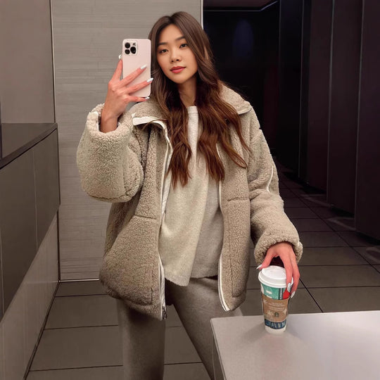 Damen Weit geschnittene Teddy-Fleecejacke mit hohem Stehkragen Nord Taschen