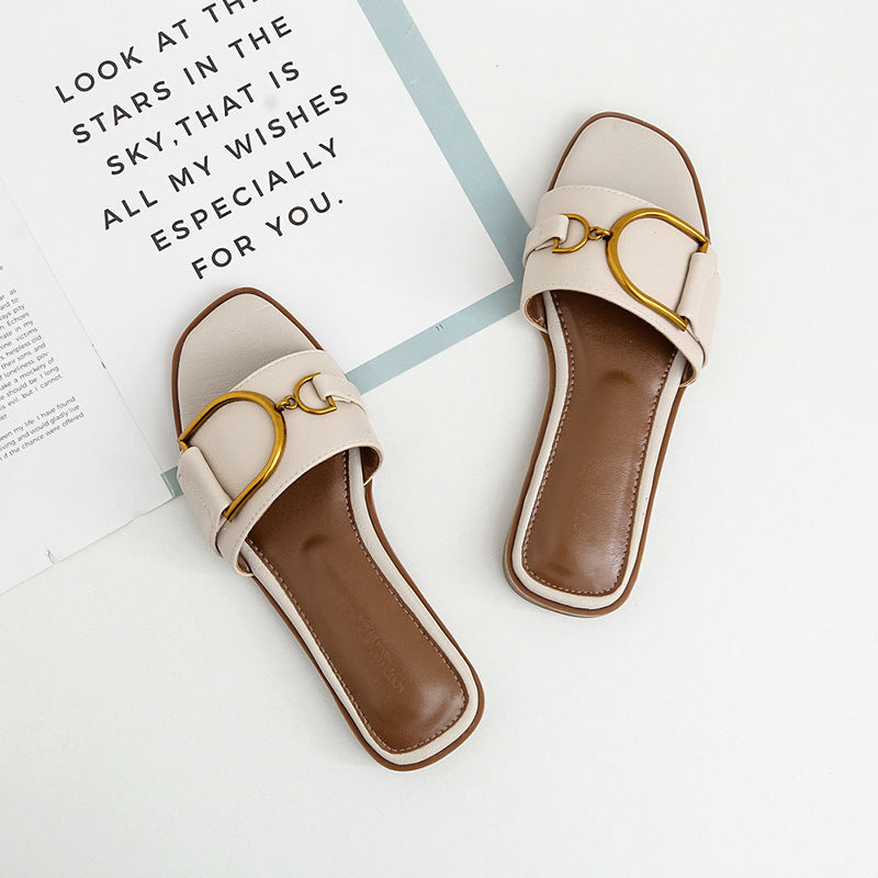 Damen Elegante Slides mit luxuriösem goldenen Akzent und bequemem Fußbett Nord Taschen