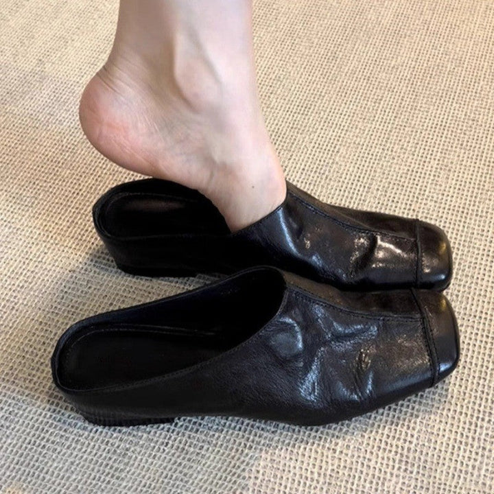Damen Clogs aus hochwertigem Leder mit besonderem Design und komfortabler Passform