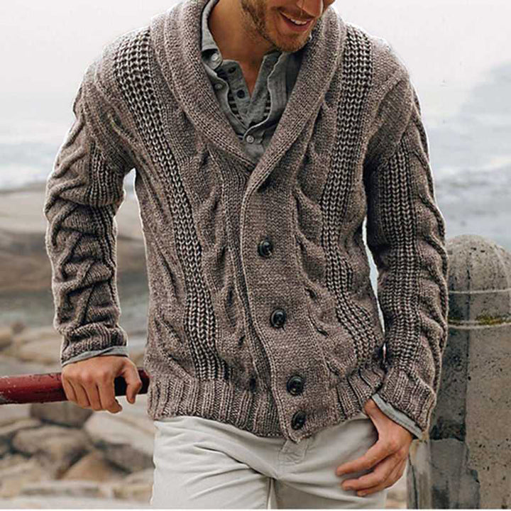 Herren grobstrick Cardigan mit Schalkragen und Zopfmuster Nord Taschen