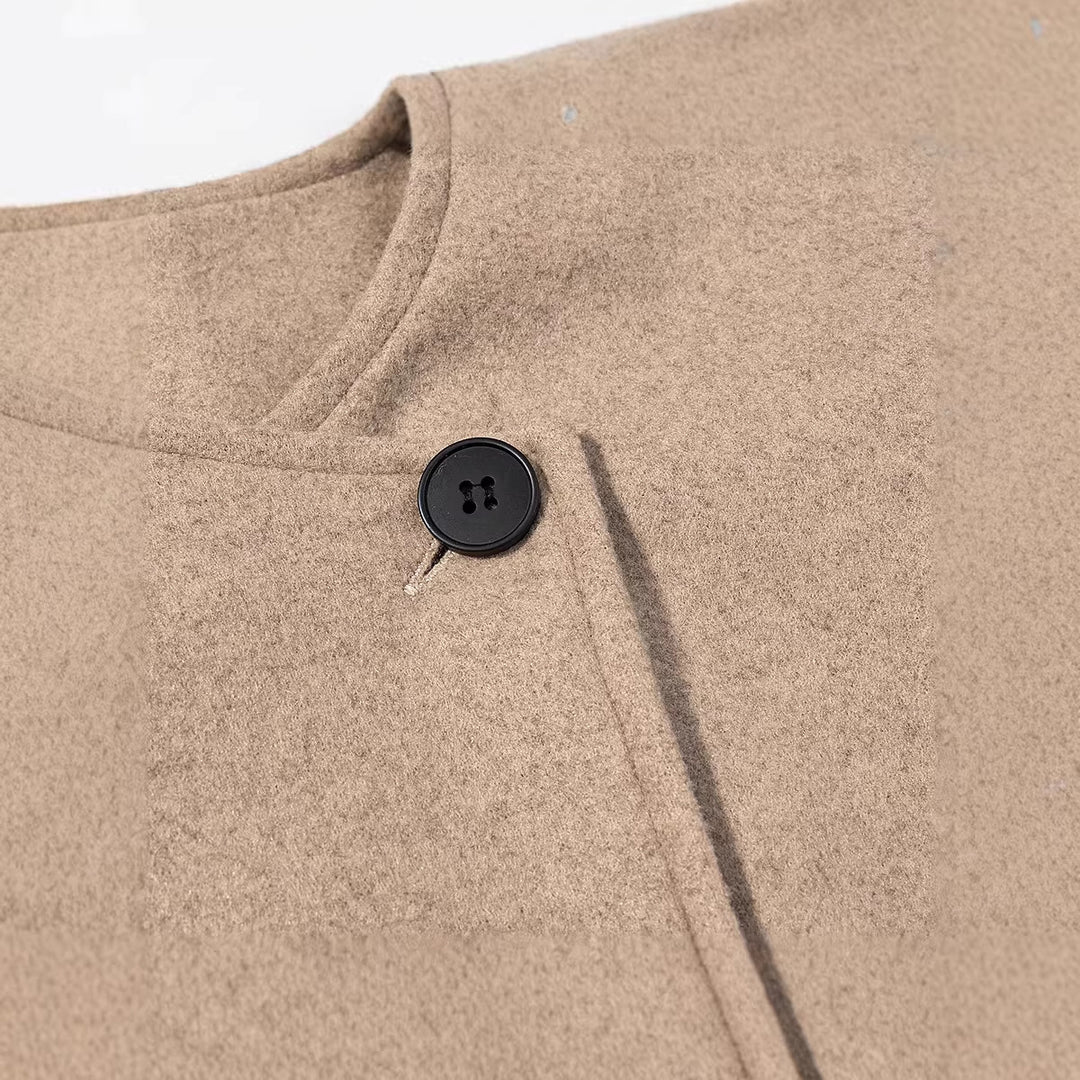 Damen Kurz geschnittene Wollmix-Boxy-Jacke mit asymmetrischer Knopfleiste Nord Taschen