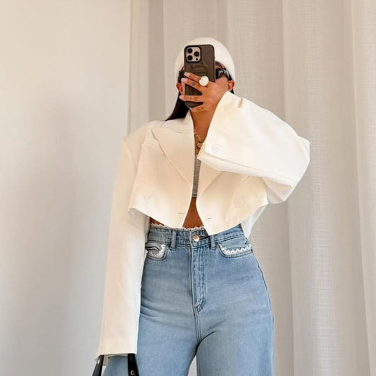 Damen Cropped-Boxy Kurzblazer mit kastiger Silhouette und überlangen Ärmeln Nord Taschen