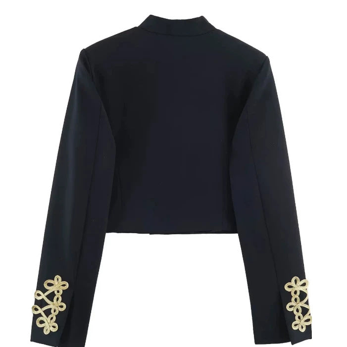 Damen Cropped Militärjacke mit Stehkragen und dekorativen Zierkordeln Nord Taschen