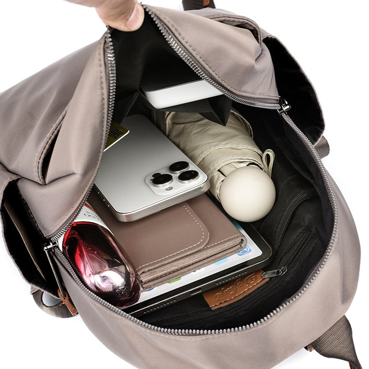 Damen Rucksack mit hochwertigem wasserdichtem Material und eleganten Akzenten Nord Taschen