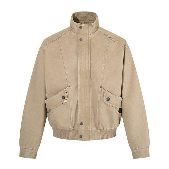 Herren Kurz geschnittene Utility-Bomberjacke aus Baumwoll-Canvas mit Stehkragen, verdeckter Druckknopfleiste und geripptem Saum Nord Taschen