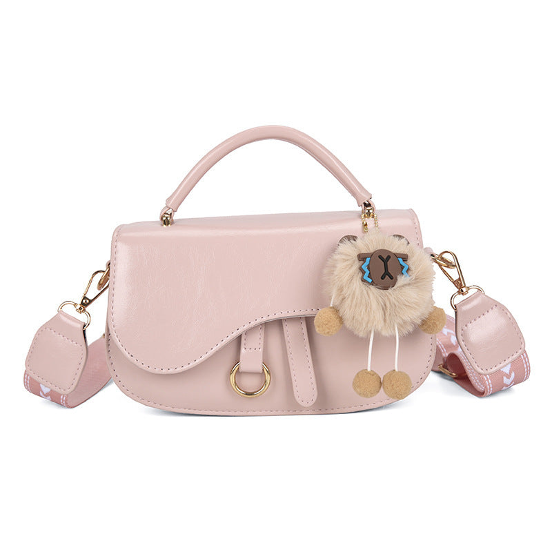 Damen elegante Umhängetasche mit verspieltem Anhänger Nord Taschen