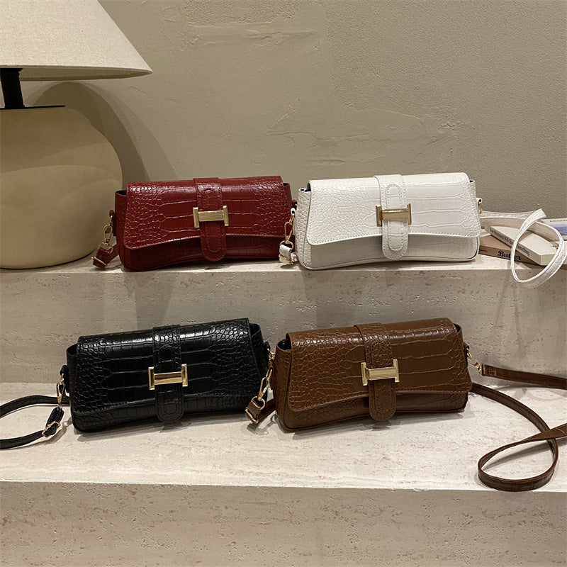 Damen Clutch-Tasche im edlen Kroko-Look mit praktischem Klappverschluss Nord Taschen