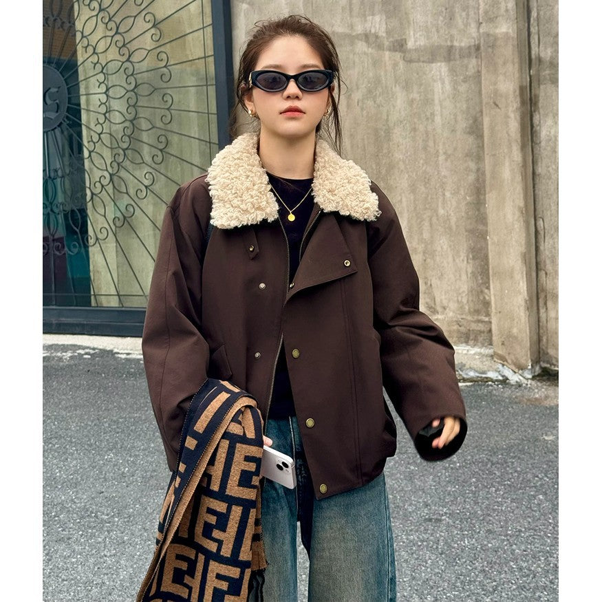 Damen Kurze Oversize-Boxy-Jacke mit Teddykragen und Druckknopfverschluss Nord Taschen