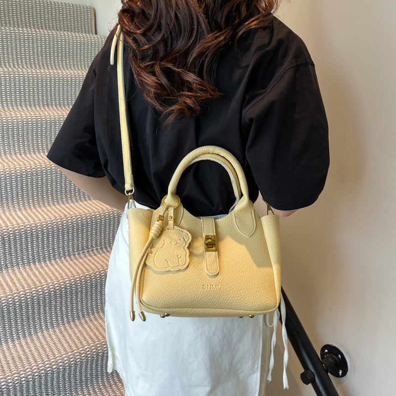 Damen Designer Umhängetasche mit abnehmbarem Anhänger Nord Taschen