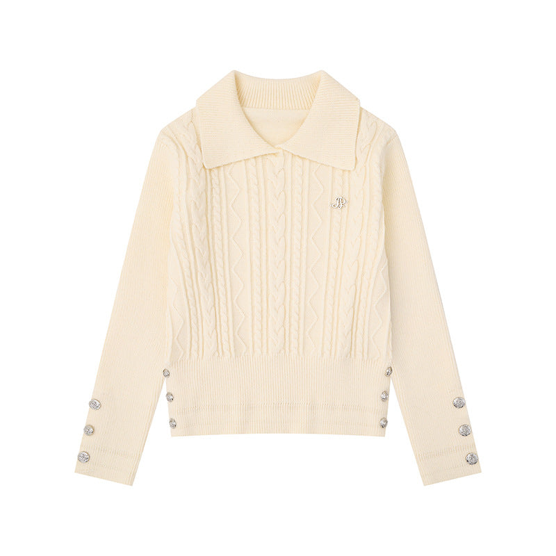 Damen Feinstrick-Polo-Pullover mit Zopfmuster, Zierknopfbesatz und taillierter Passform Nord Taschen