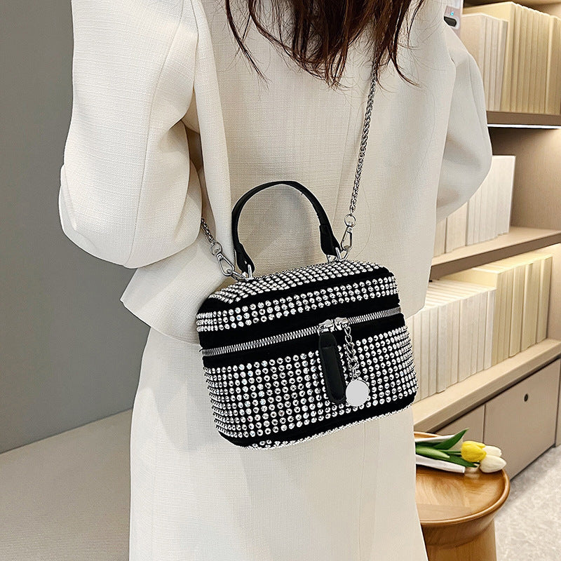Damen Glamouröse Handtasche mit funkelnden Strassverzierungen Nord Taschen 1780428123