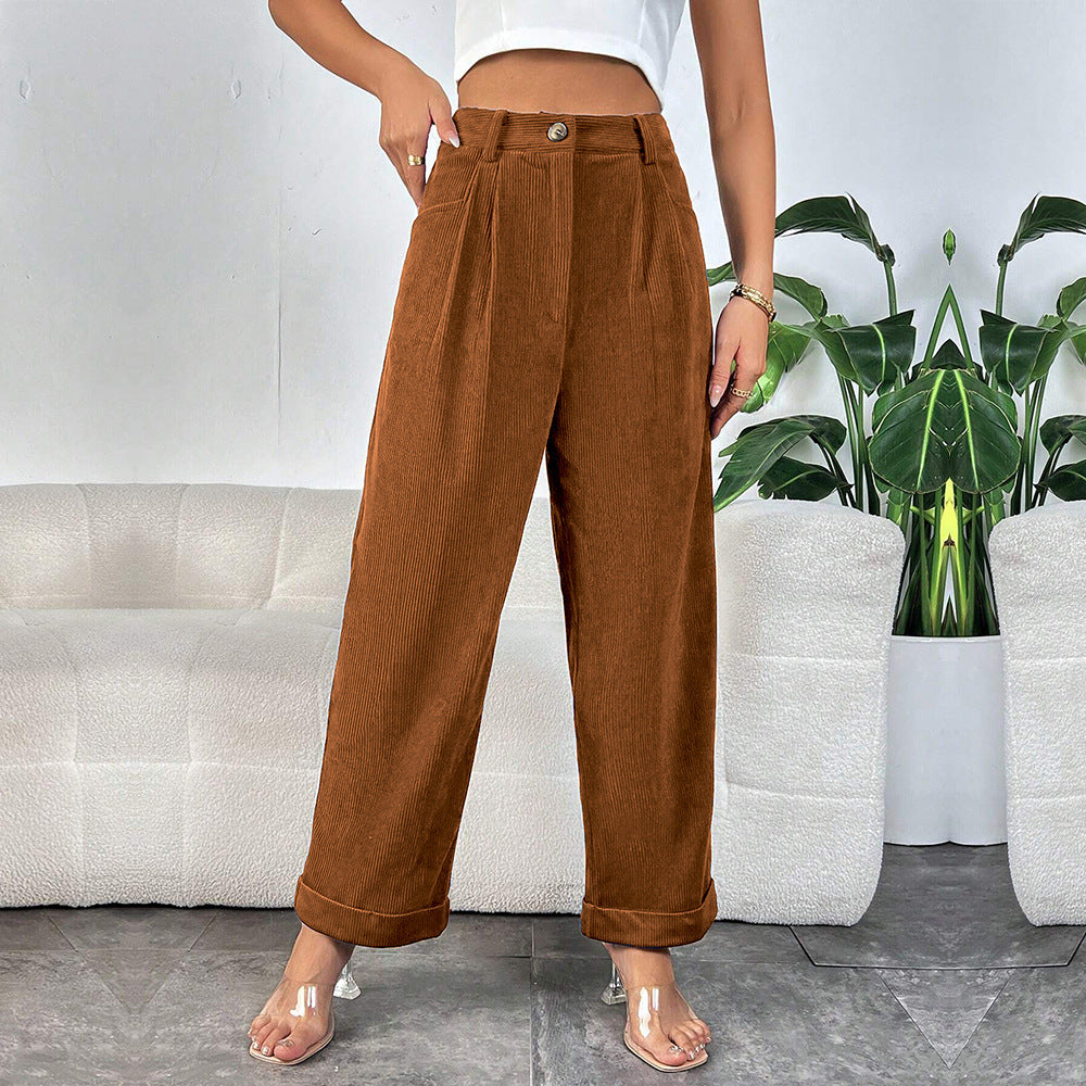 Damen hochgeschnittene Cordhose mit weitem Bein, Bundfalten und umgeschlagenem Saum Nord Taschen