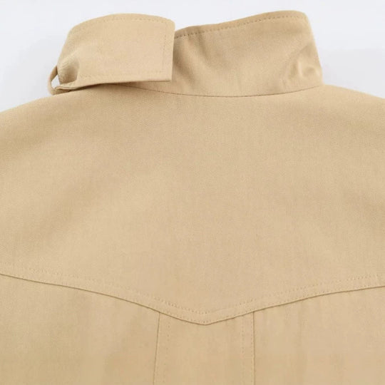 Damen Kurz geschnittene doppeltreihige Safarijacke mit hohem Stehkragen Nord Taschen