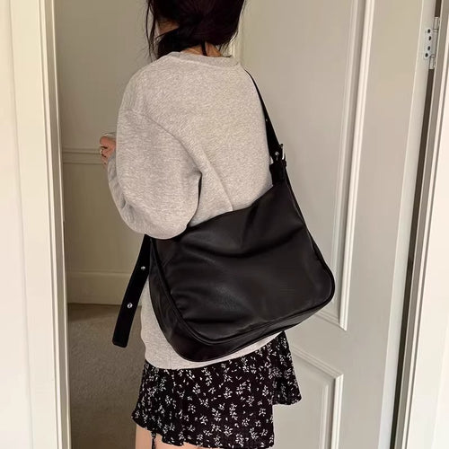 Damen Hobo-Tasche mit eleganter Struktur und komfortablem Schulterriemen Nord Taschen